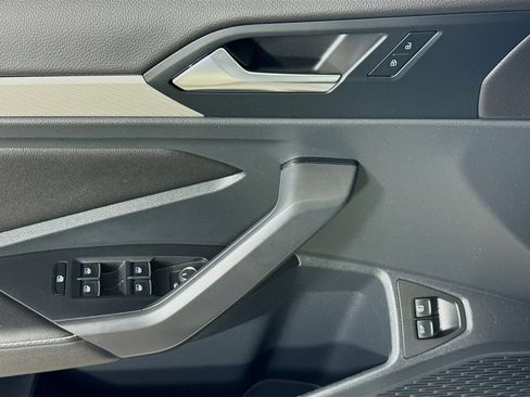 Certified 2023 Volkswagen Jetta Sport image 11