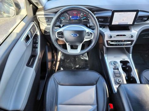 Certified 2023 Ford Explorer XLT w/ Equipment Group 202A image 13