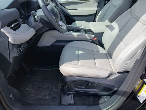 New 2026 Ford Explorer Active AWD/4WD image 12