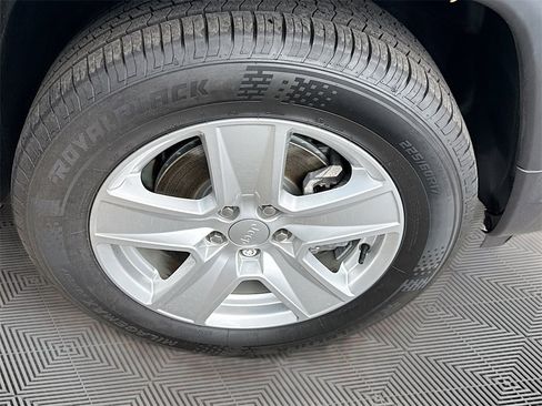 Used 2022 Jeep Compass Latitude image 32