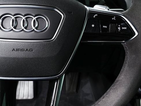 Used 2022 Audi e-tron GT Premium Plus w/ Performance Package image 10