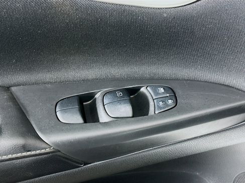 Used 2019 Nissan Sentra SV image 15