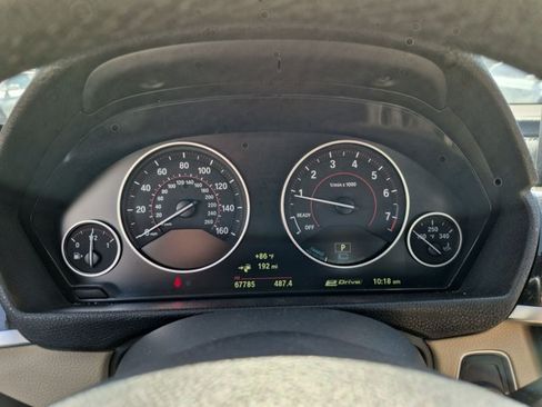 Used 2018 BMW 330e RWD image 10