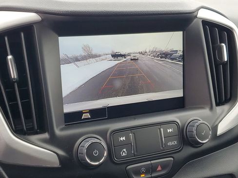 Used 2024 GMC Terrain SLT w/ LPO, Floor Liner Package image 17