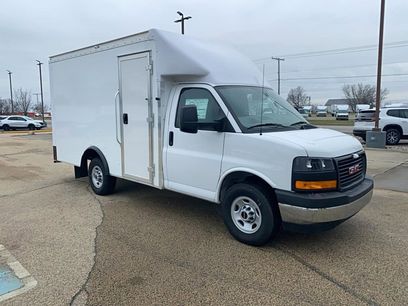 New 2024 GMC Savana 3500 w/ Power Convenience Package