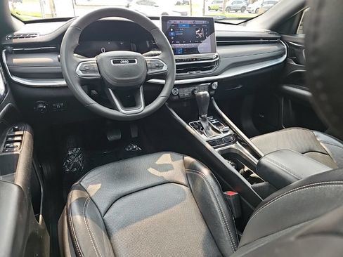 Certified 2023 Jeep Compass High Altitude AWD/4WD image 19