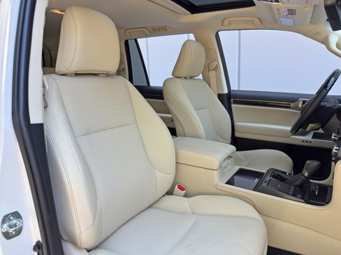 Used 2022 Lexus GX 460 Premium AWD/4WD image 39