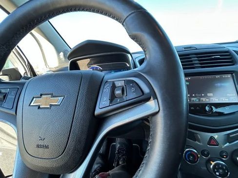 Used 2016 Chevrolet Trax LTZ w/ Midnight Edition image 28