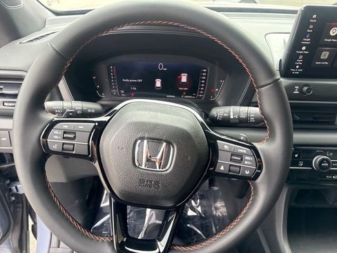 New 2026 Honda Pilot Sport image 11