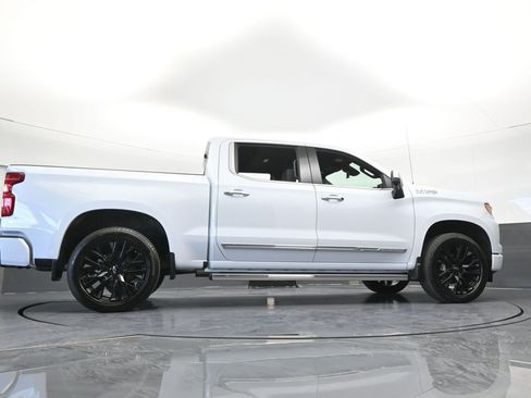 Used 2026 Chevrolet Silverado 1500 High Country w/ Technology Package image 78