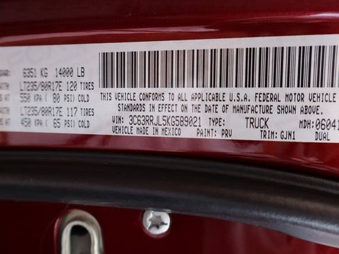 Used 2019 RAM 3500 Laramie image 53