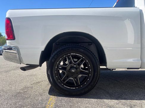 Used 2022 RAM 1500 Classic SLT w/ Trailer Tow Group AWD/4WD image 5