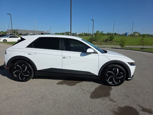 Used 2024 Hyundai Ioniq 5 SEL RWD image 4