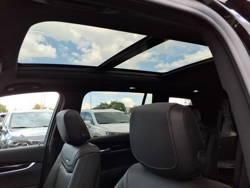 New 2025 Cadillac XT6 Premium Luxury w/ LPO, Floor Liner Package image 14