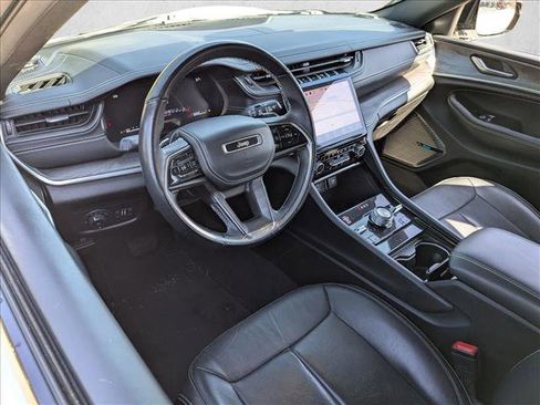 Used 2022 Jeep Grand Cherokee L Overland image 10