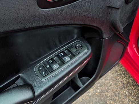 Used 2014 Dodge Charger SXT Plus image 19