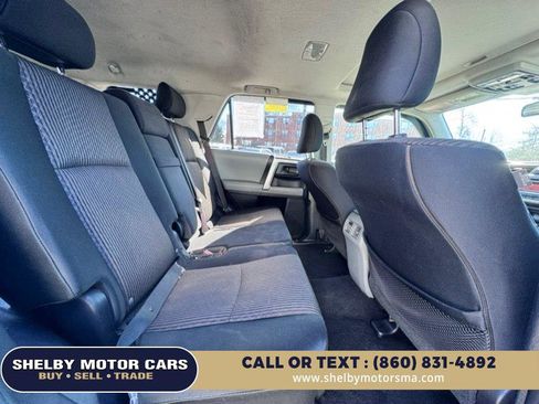 Used 2011 Toyota 4Runner SR5 w/ Convenience Pkg image 16