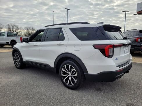 New 2026 Ford Explorer ST-Line w/ Premium Package image 34