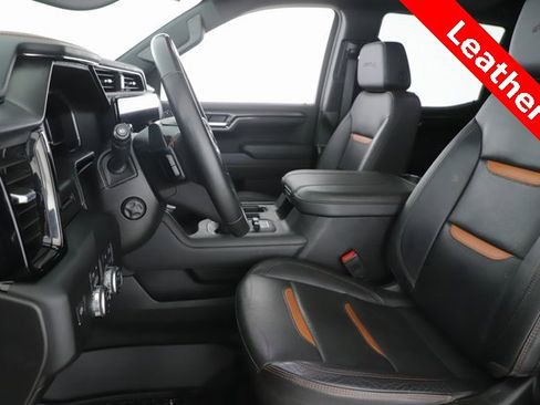 Used 2024 GMC Sierra 1500 AT4 w/ AT4 Preferred Package image 16