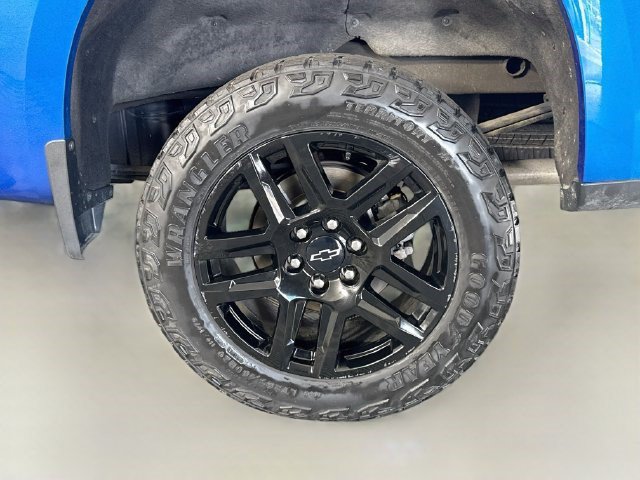 Used 2022 Chevrolet Silverado 1500 LT Trail Boss AWD/4WD image 36