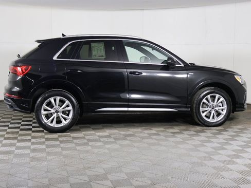 Used 2023 Audi Q3 2.0T Premium Plus w/ Premium Plus Package image 19