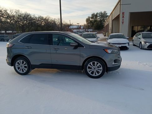 Used 2024 Ford Edge Titanium image 7