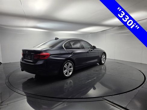 Used 2017 BMW 330i Sedan image 11