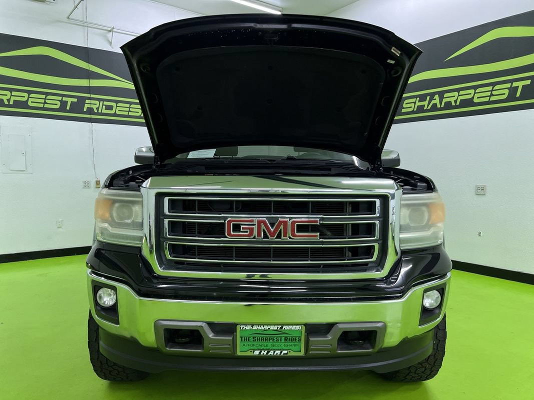 Used 2015 GMC Sierra 1500 SLT w/ SLT Crew Cab Value Package AWD/4WD image 4