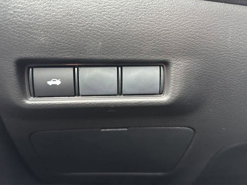 New 2026 Nissan Sentra SR w/ Floor Mat Package FWD image 25