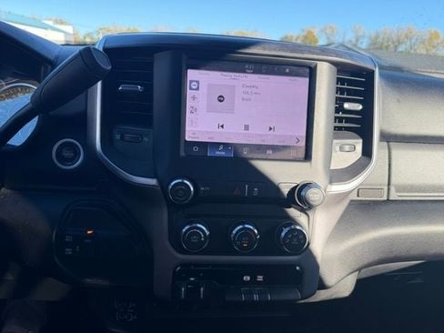 Used 2024 RAM 3500 Big Horn image 27