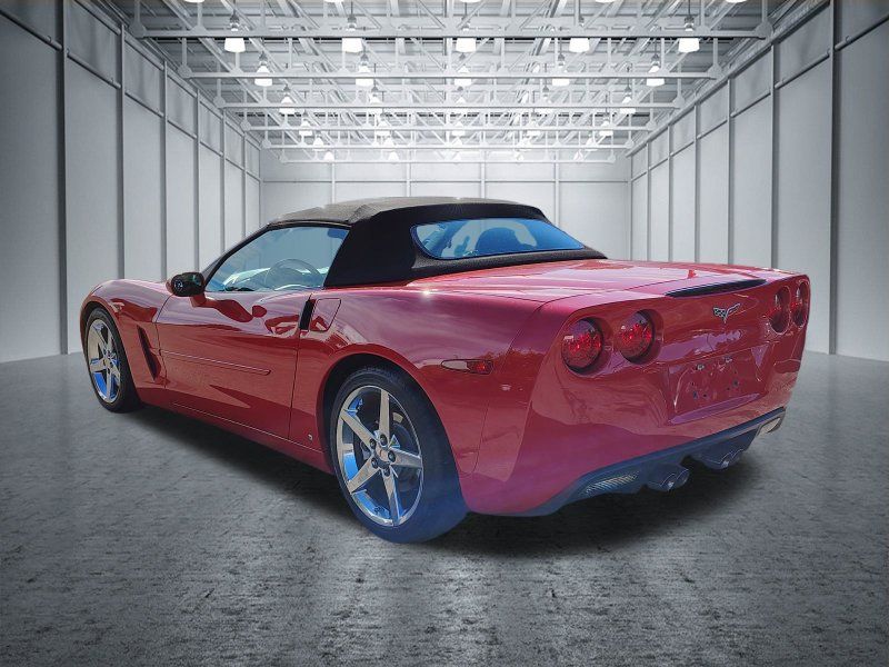 Used 2007 Chevrolet Corvette Convertible w/ Preferred Equipment Group RWD image 7