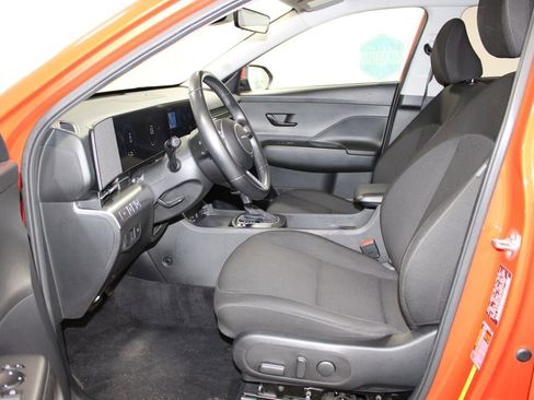 Used 2024 Hyundai Kona SEL image 21