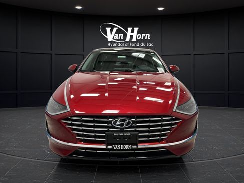 Used 2023 Hyundai Sonata Limited FWD image 2