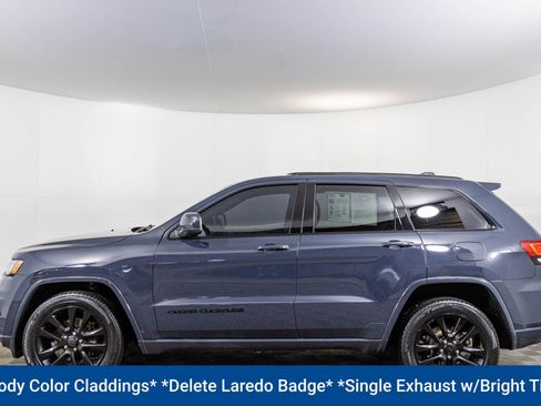 Used 2017 Jeep Grand Cherokee Altitude image 22