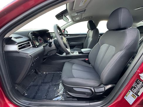 Used 2023 Kia K5 LXS image 9