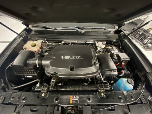 Used 2021 Chevrolet Colorado Z71 w/ Safety Package image 41