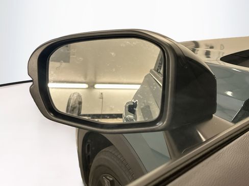 Used 2025 Honda HR-V Sport image 16