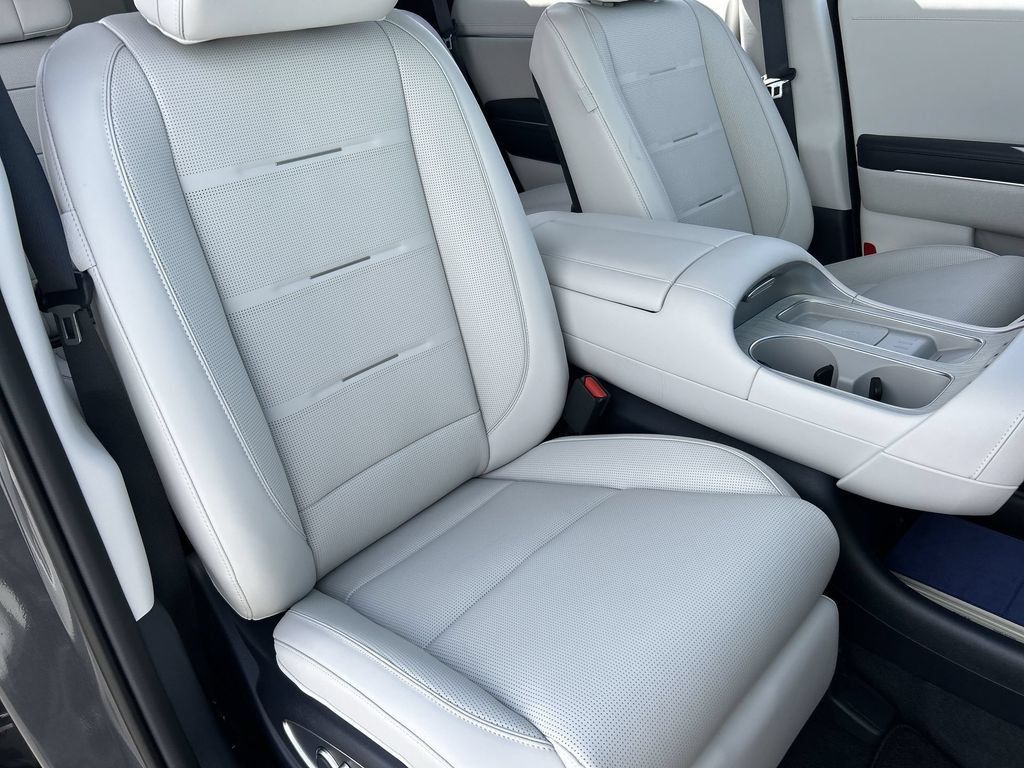 Used 2026 Hyundai Palisade Calligraphy AWD/4WD image 29