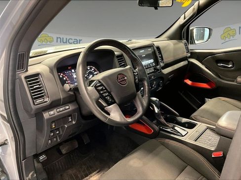 Used 2023 Nissan Frontier PRO-4X w/ Pro Convenience Package AWD/4WD image 13
