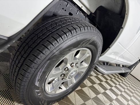 Used 2025 RAM 2500 Big Horn AWD/4WD image 32