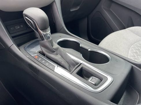 Used 2022 Chevrolet Equinox LT FWD image 21