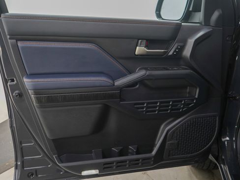 Certified 2026 Toyota 4Runner Platinum AWD/4WD image 22