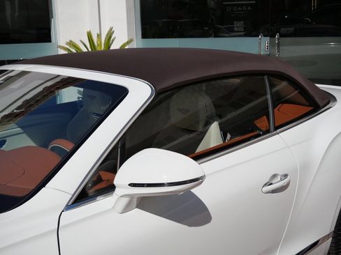 New 2026 Bentley Continental GTC image 12