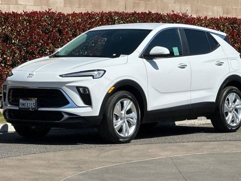 Certified 2024 Buick Encore GX Preferred image 8