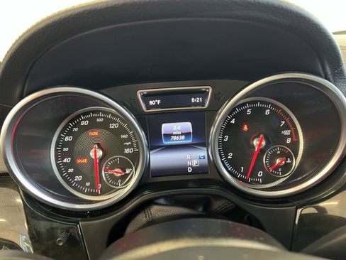 Used 2018 Mercedes-Benz GLS 450 4MATIC image 9