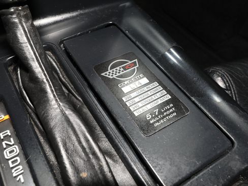 Used 1996 Chevrolet Corvette Coupe RWD image 58