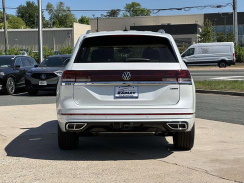 New 2026 Volkswagen Atlas SEL Premium R-Line AWD/4WD image 3