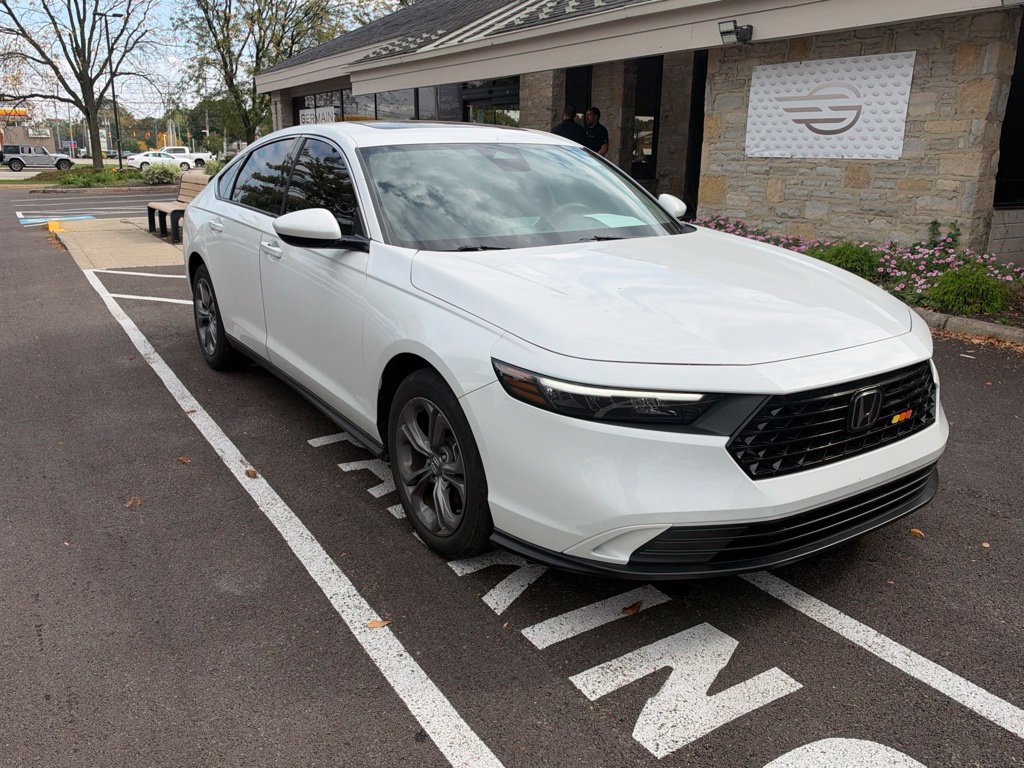 Used 2024 Honda Accord EX image 24