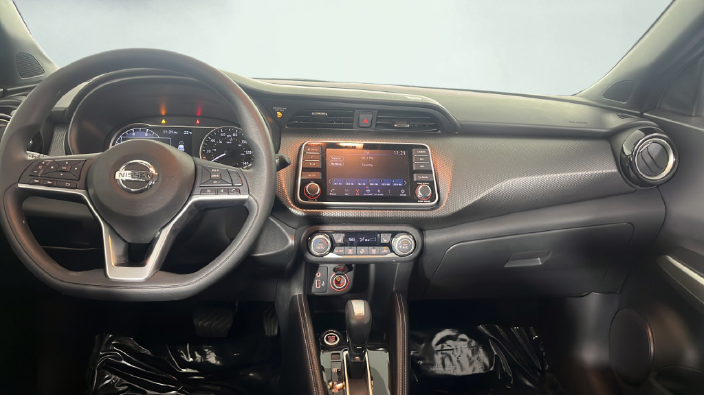 Used 2019 Nissan Kicks SV FWD image 17