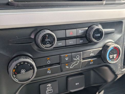 New 2025 Ford F550 4x4 Regular Cab Super Duty image 32